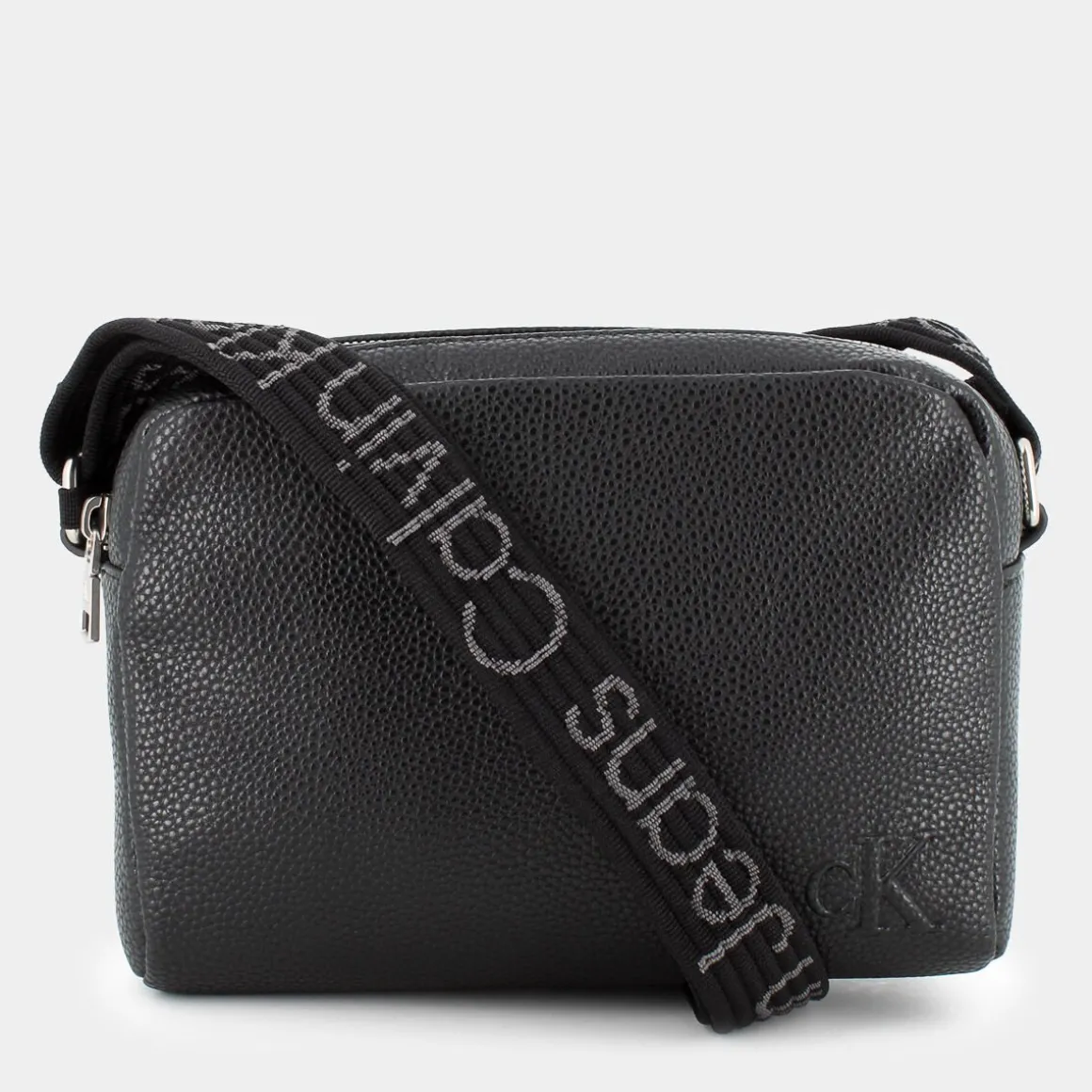 CALVIN KLEIN JEANS 12283-BEHULTRALIGHT CAMERA BAGBLACK- TRACOLLE NERO Shop