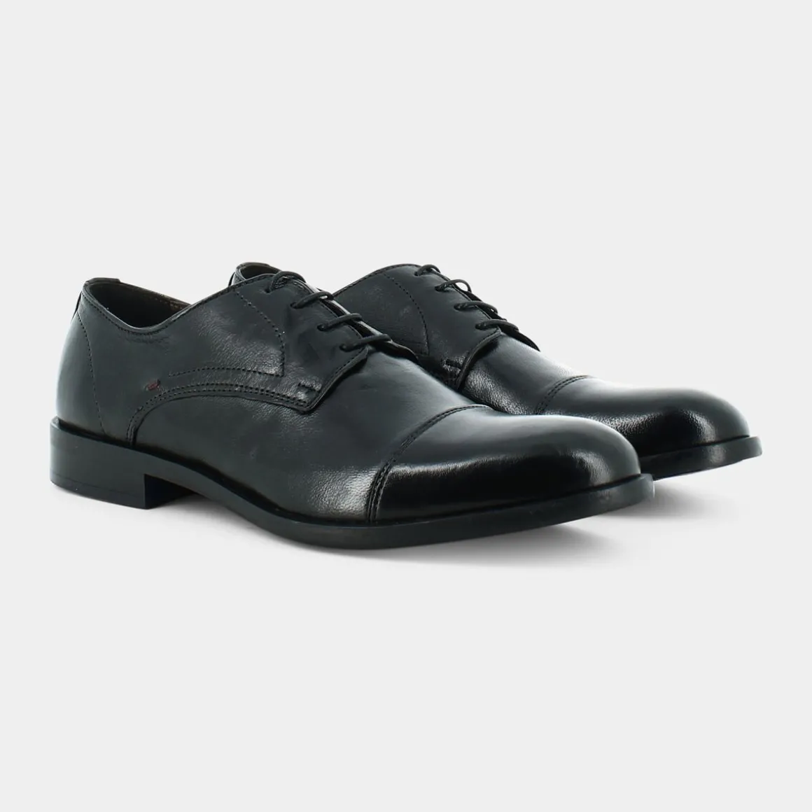 OSCAR&THAIS CO-E22U-04-- STRINGATE NERO New