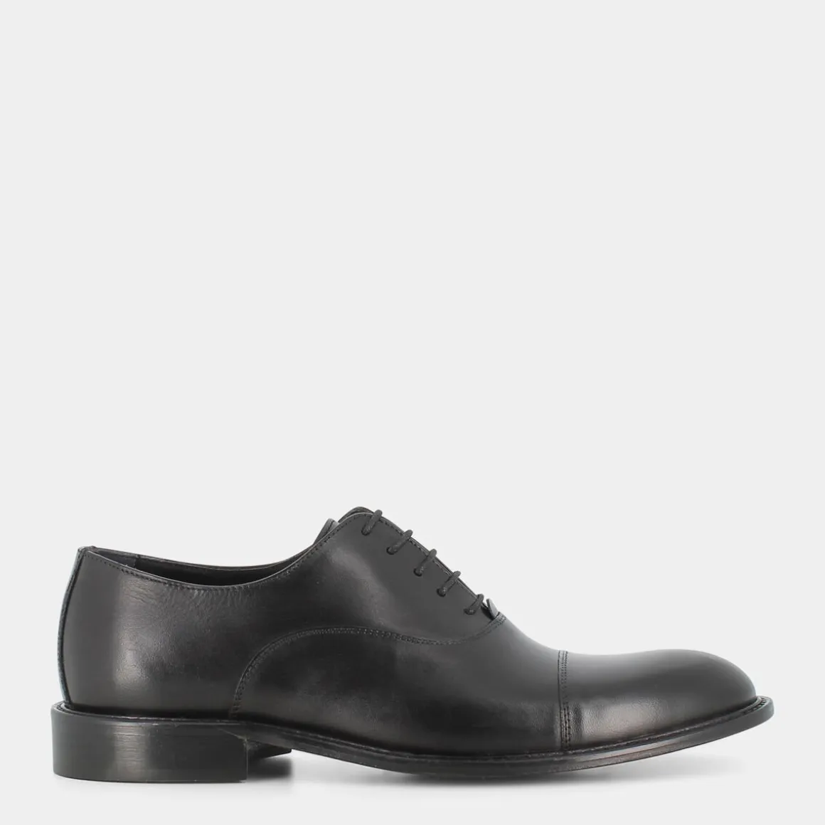 OSCAR&THAIS VN-E21U-05-- STRINGATE NERO Hot