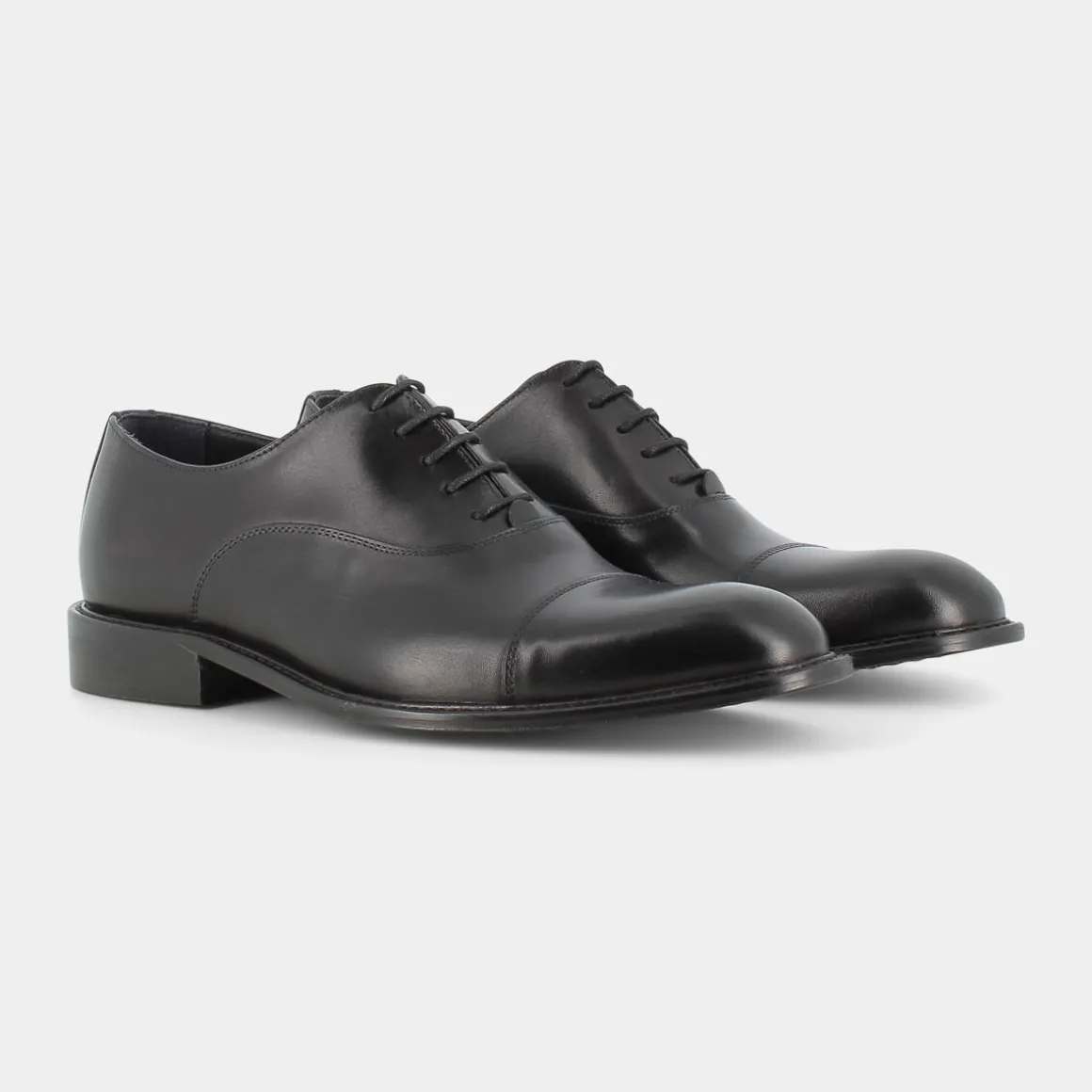 OSCAR&THAIS VN-E21U-05-- STRINGATE NERO Hot